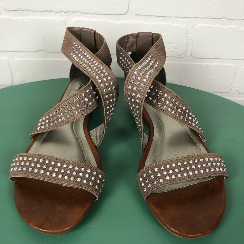 Dexflex Comfort Sandals Size 7